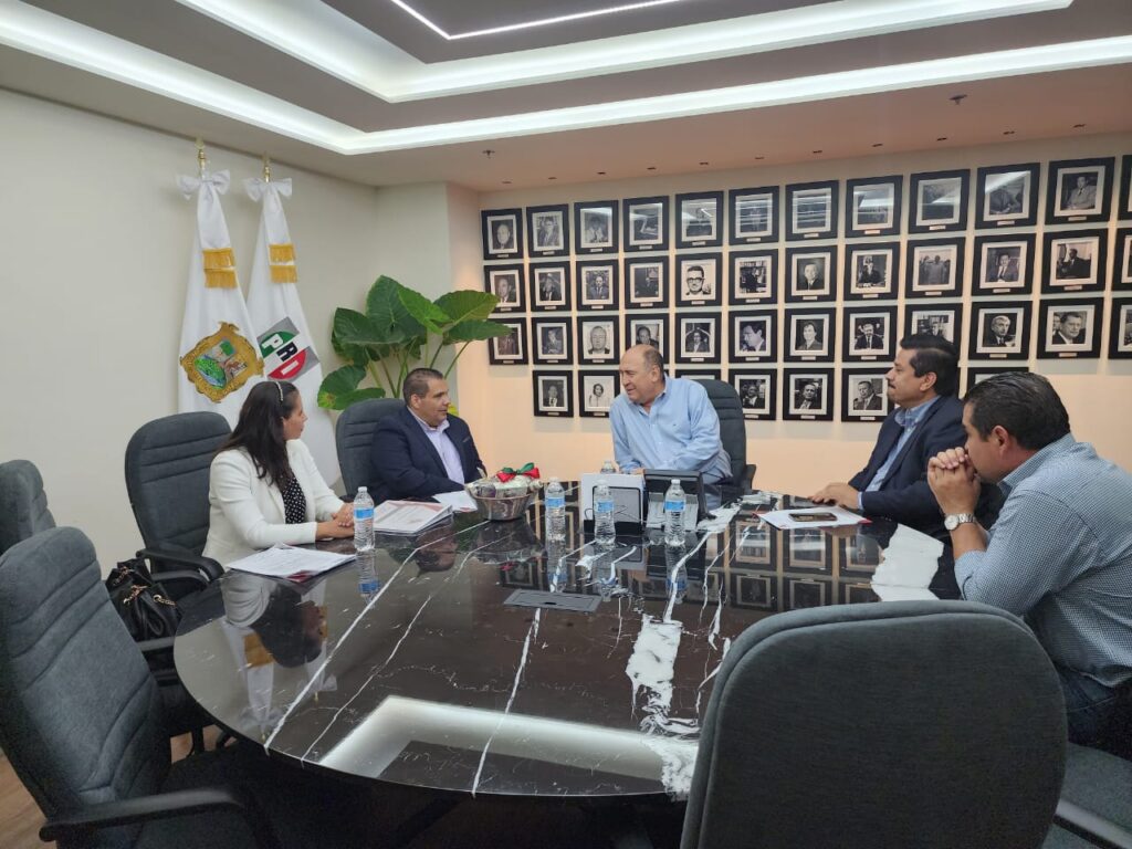 Presenta Bladimir González iniciativa de ley sobre concesiones de agua en Congreso de la Unión