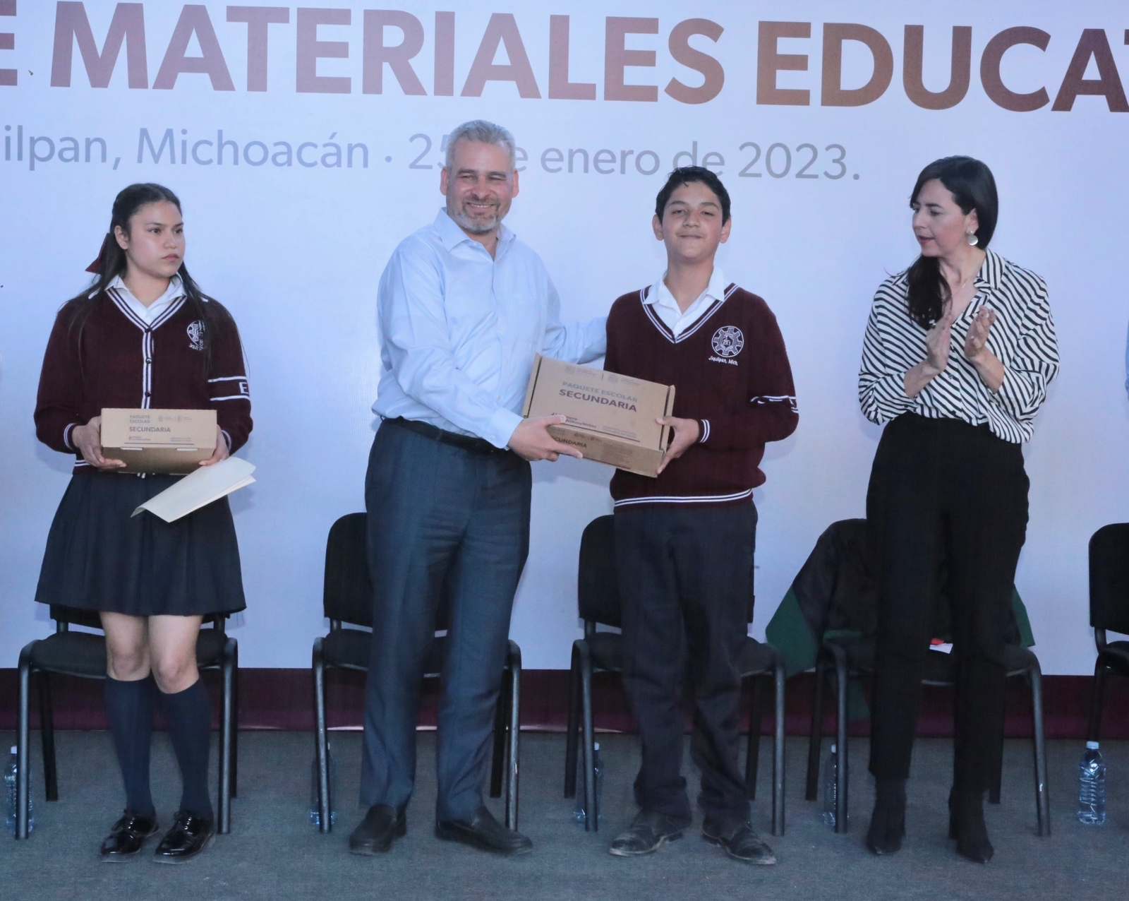 SEE contempla materiales y útiles para 77 mil estudiantes en entrega histórica