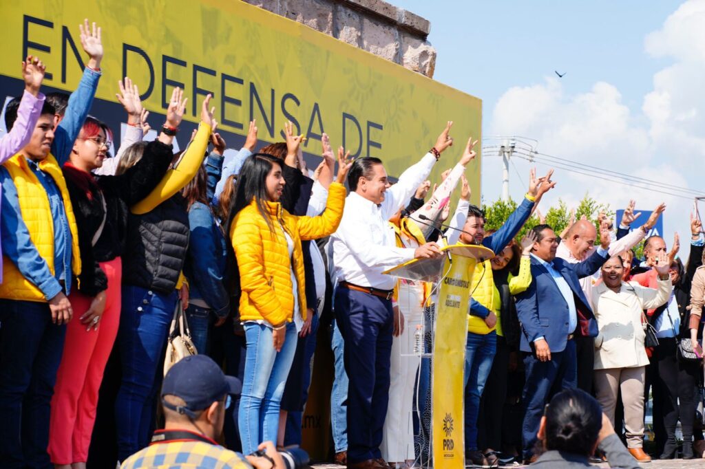 En defensa de la democracia, ni un paso atrás: Silvano Aureoles