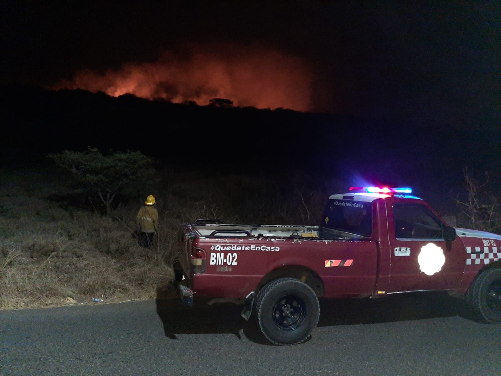 En coordinación PC Tarímbaro por incendio en Cañada de la Magdalena