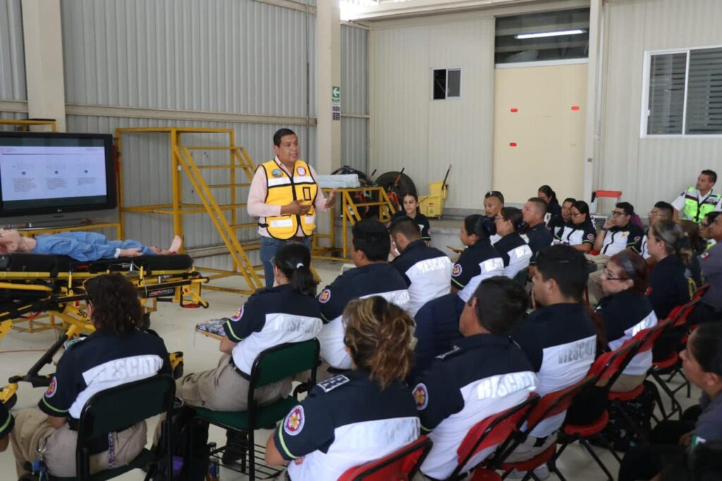 Imparte Servicios Aéreos de la SSP curso ‘Medidas de Seguridad en el Transporte Aeromédico’