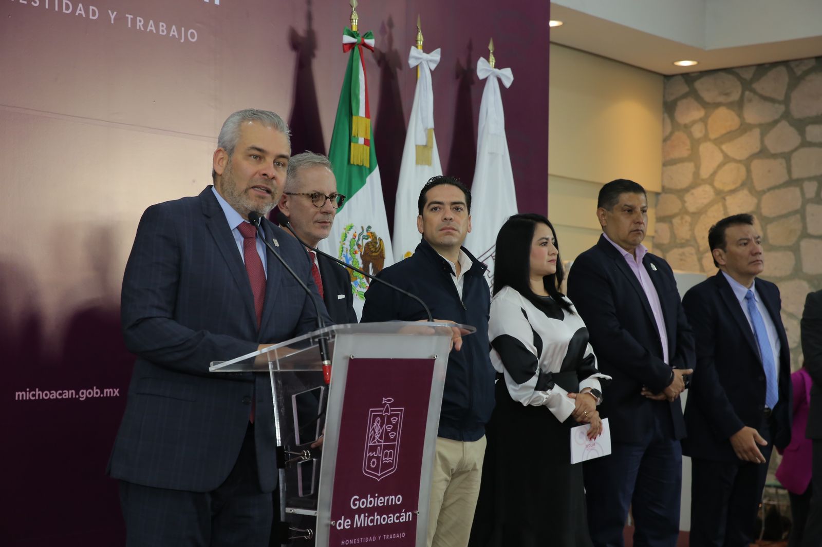 Anuncia Bedolla programa de modernización y teleférico para Uruapan