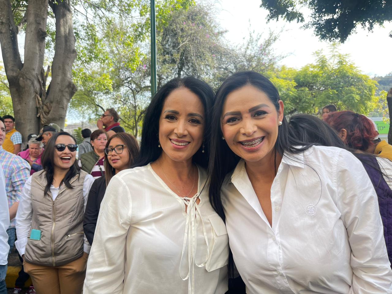 Araceli Saucedo, descuida Salvador Escalante, su candidato no prende