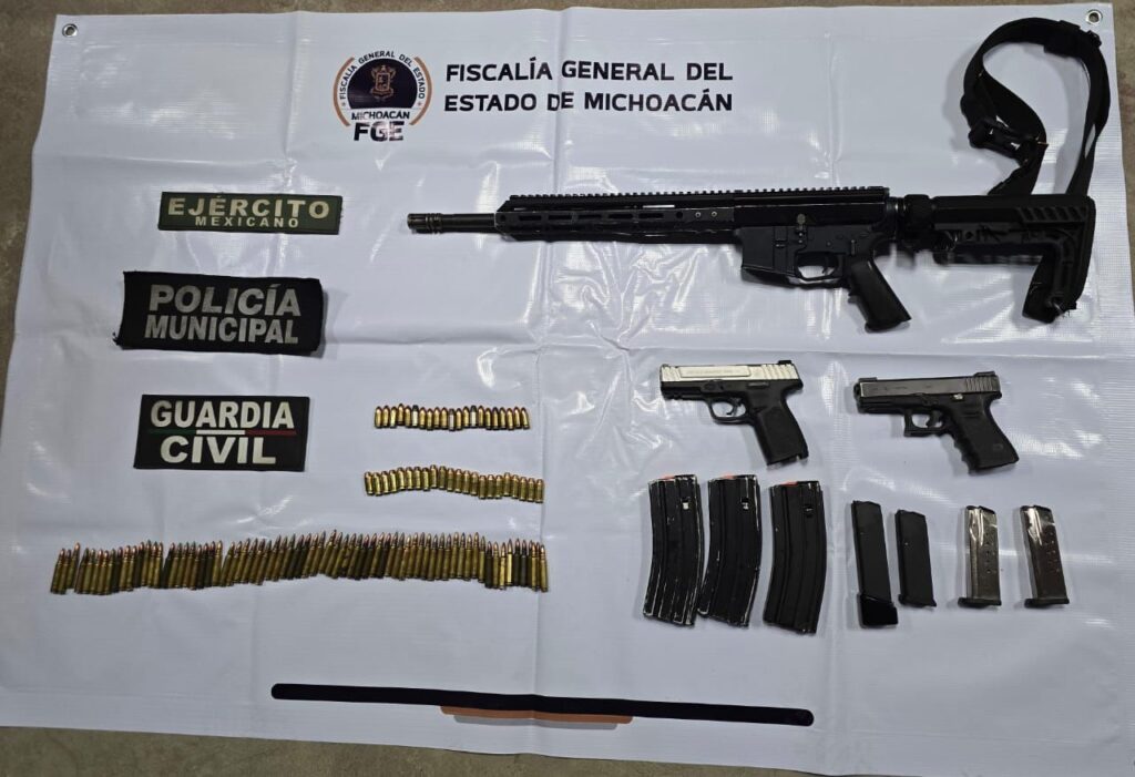 Detenidas 6 personas con 3 armas en Uruapan