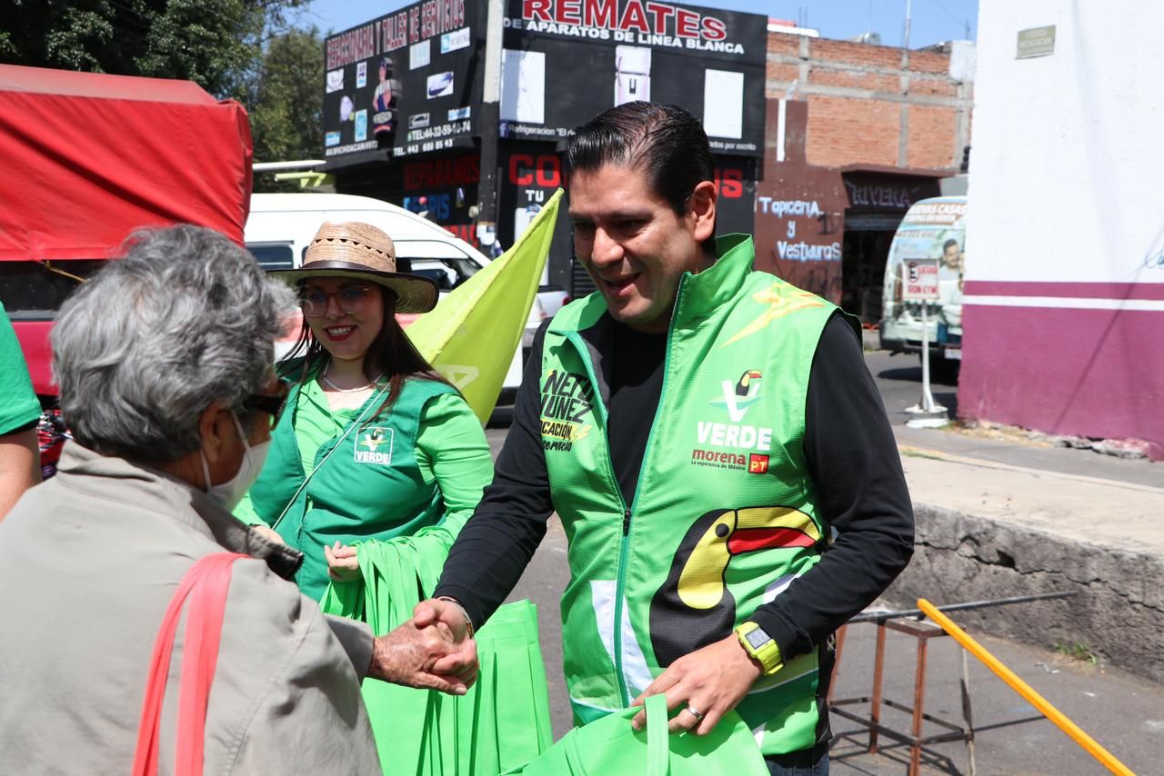 Ernesto Núñez, un candidato cercano a la gente