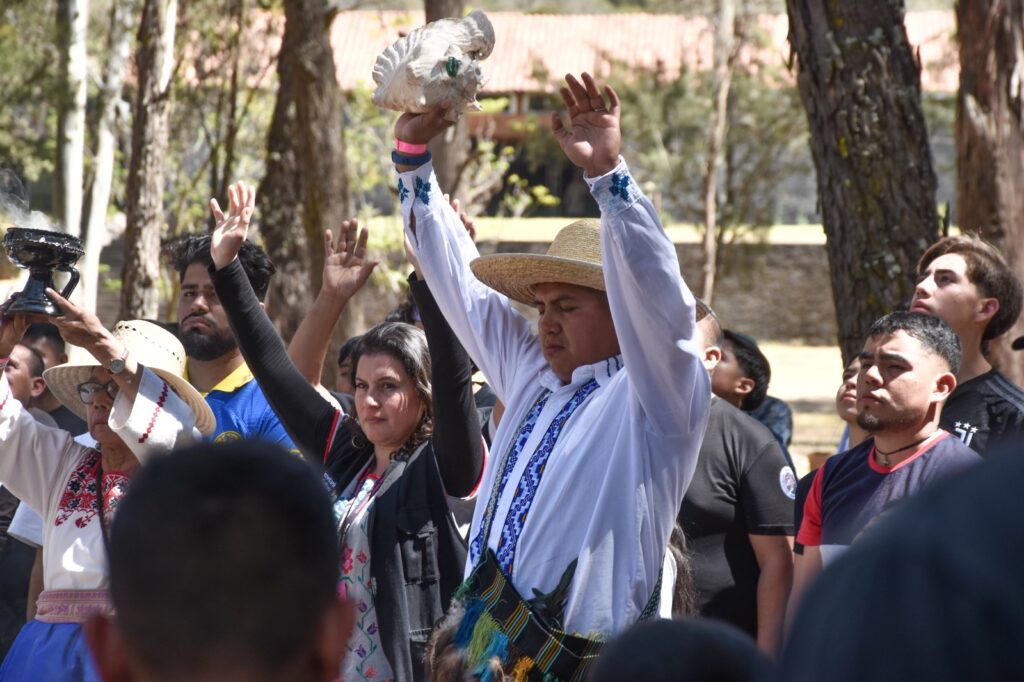 Con ritual, pueblos originarios piden permiso a sus ancestros para la K'uínchekua