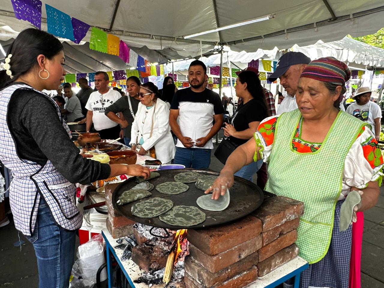 Prepara tu paladar, más de 20 cocineras tradicionales están en Uruapan