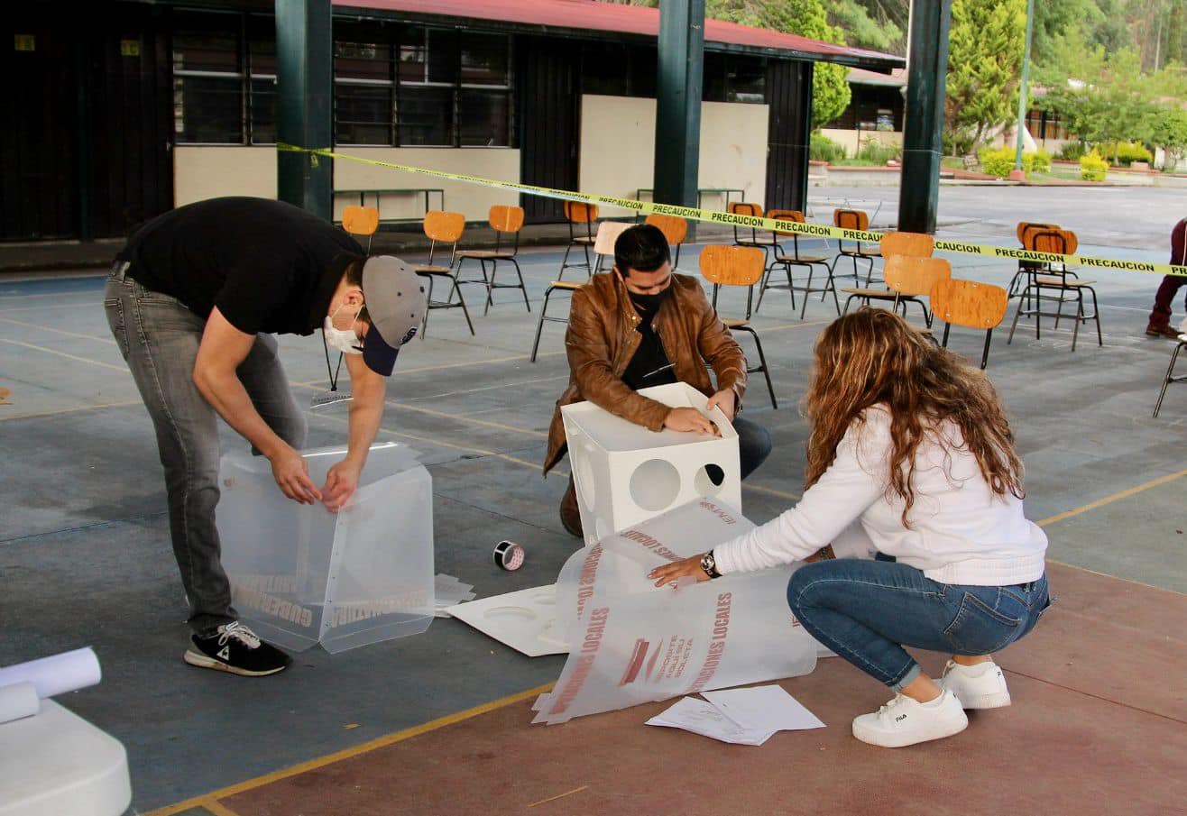 Se alistan casillas electorales en más de 2 mil escuelas de Michoacán.