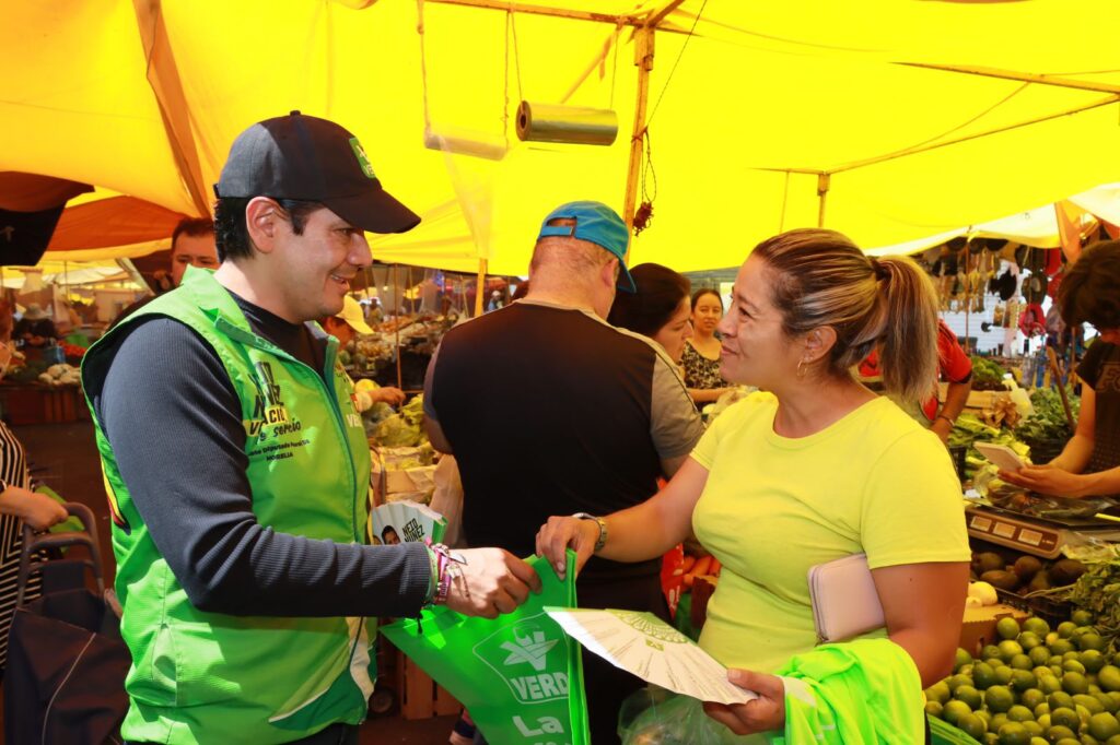 Como detonantes de empleos, tianguis deben ser impulsados: Ernesto Núñez