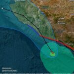 John evoluciona a huracán categoría 1; Protección Civil Michoacán en alerta para la región Costa