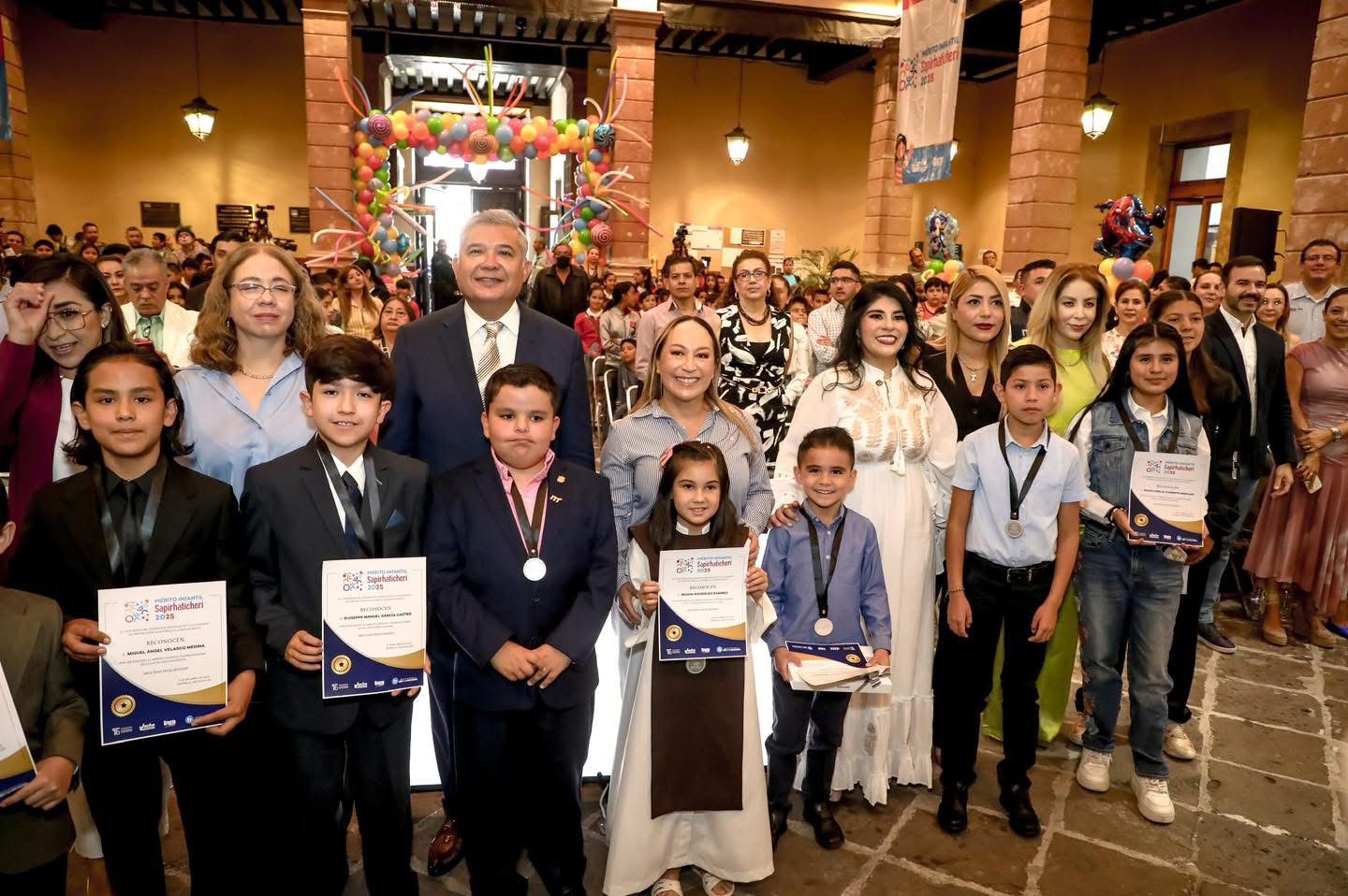 Entrega Congreso por primera vez el Mérito Infantil “Sapirhaticheri” 2025