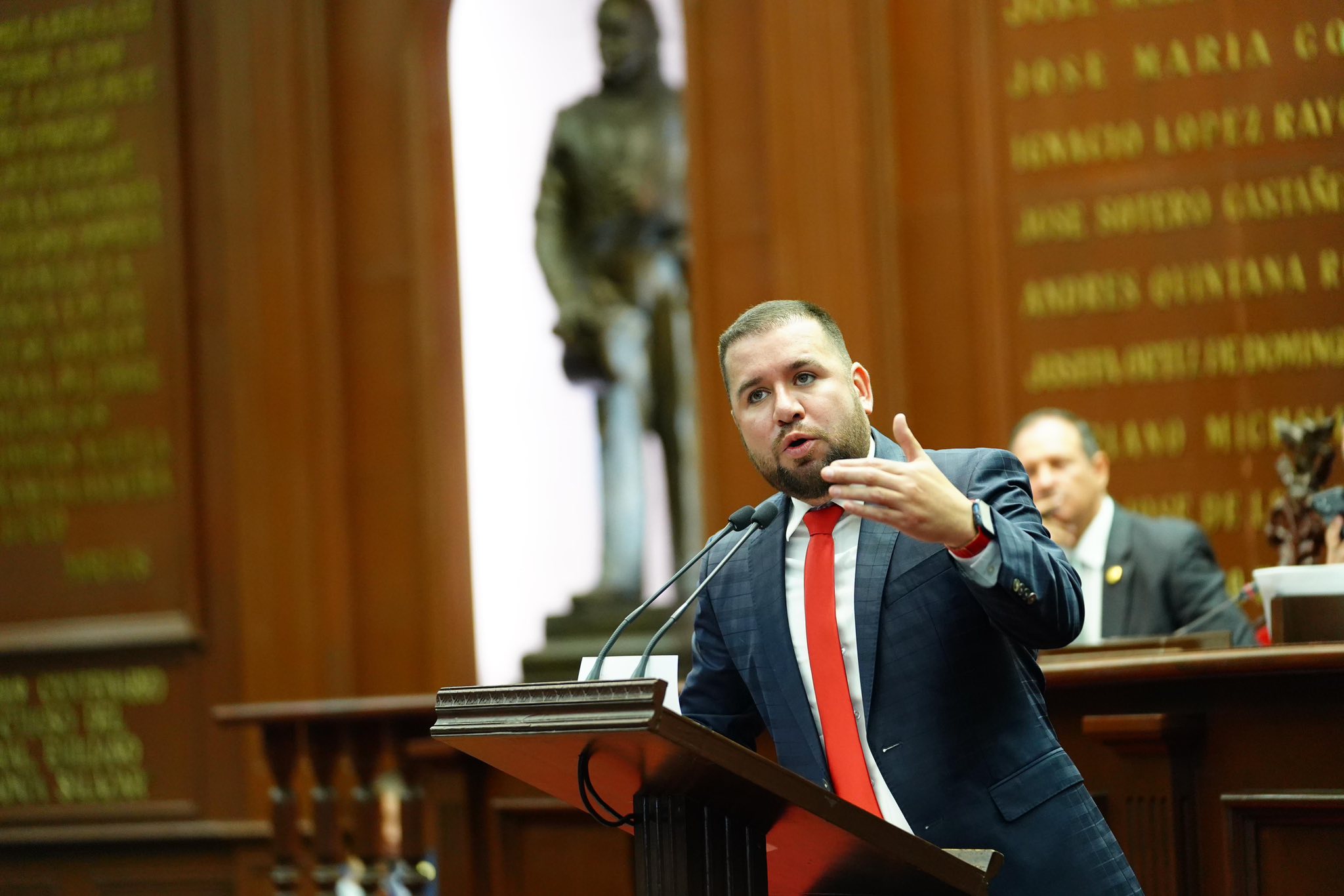 Proponce Reyes Galindo "Muerte cívica" a funcionarios corruptos en Michoacán