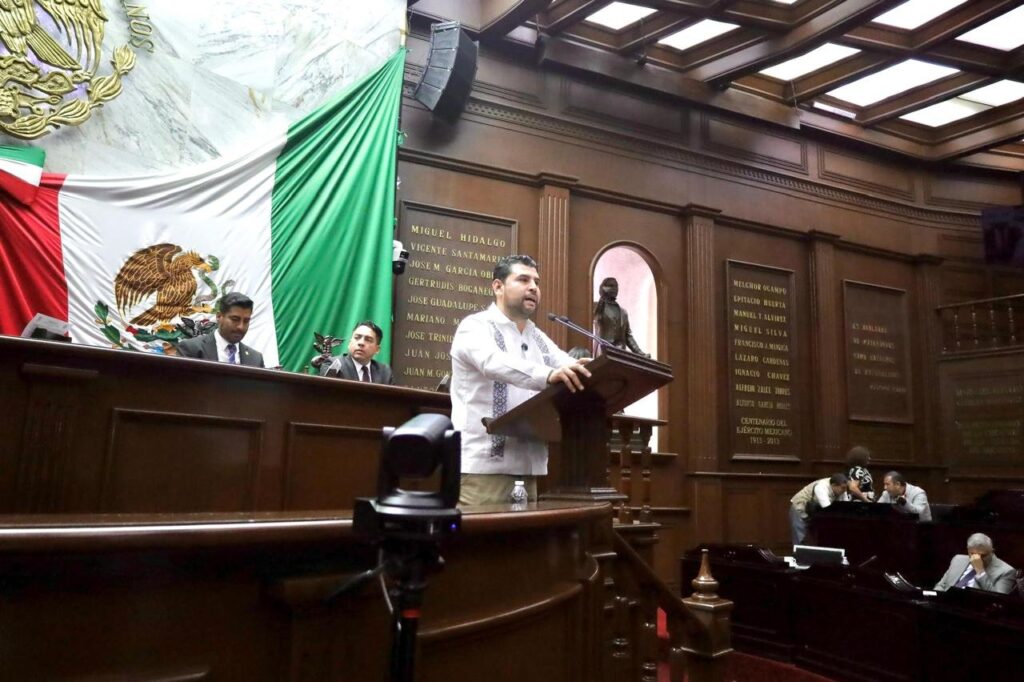 Octavio Ocampo propone crear Comisión Especial para atender impacto de remesas en Michoacán