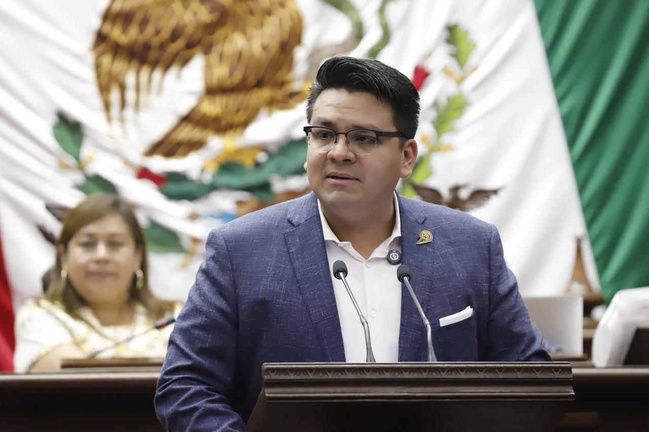 Toño Carreño propone creación del Registro Estatal de Casos de Cáncer en la Infancia y la Adolescencia