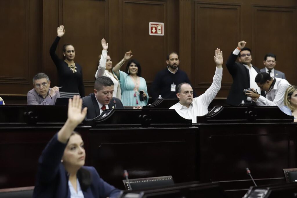 Con una productividad a la alza, cierra 76 Legislatura su primer año de actividades