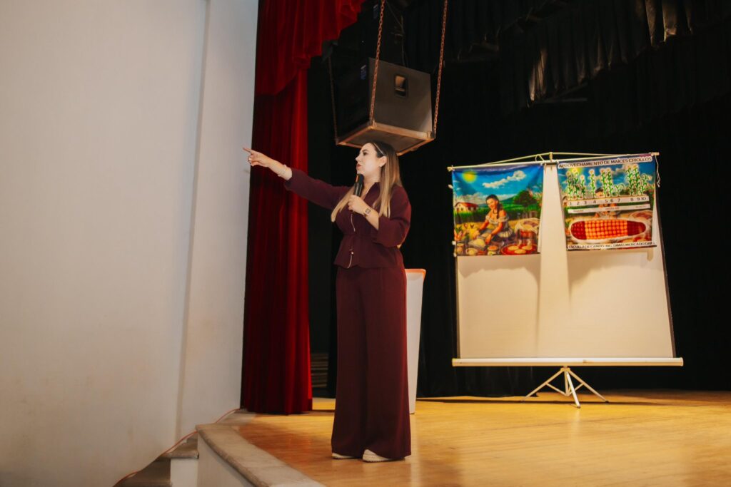 Dayana Pérez Mendoza apuesta por un manejo responsable de los recursos naturales.