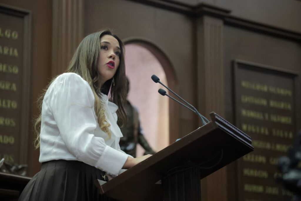 Xóchitl Ruiz propone modernizar el Periódico Oficial del Estado, para fortalecer la transparencia y la certeza jurídica en Michoacán