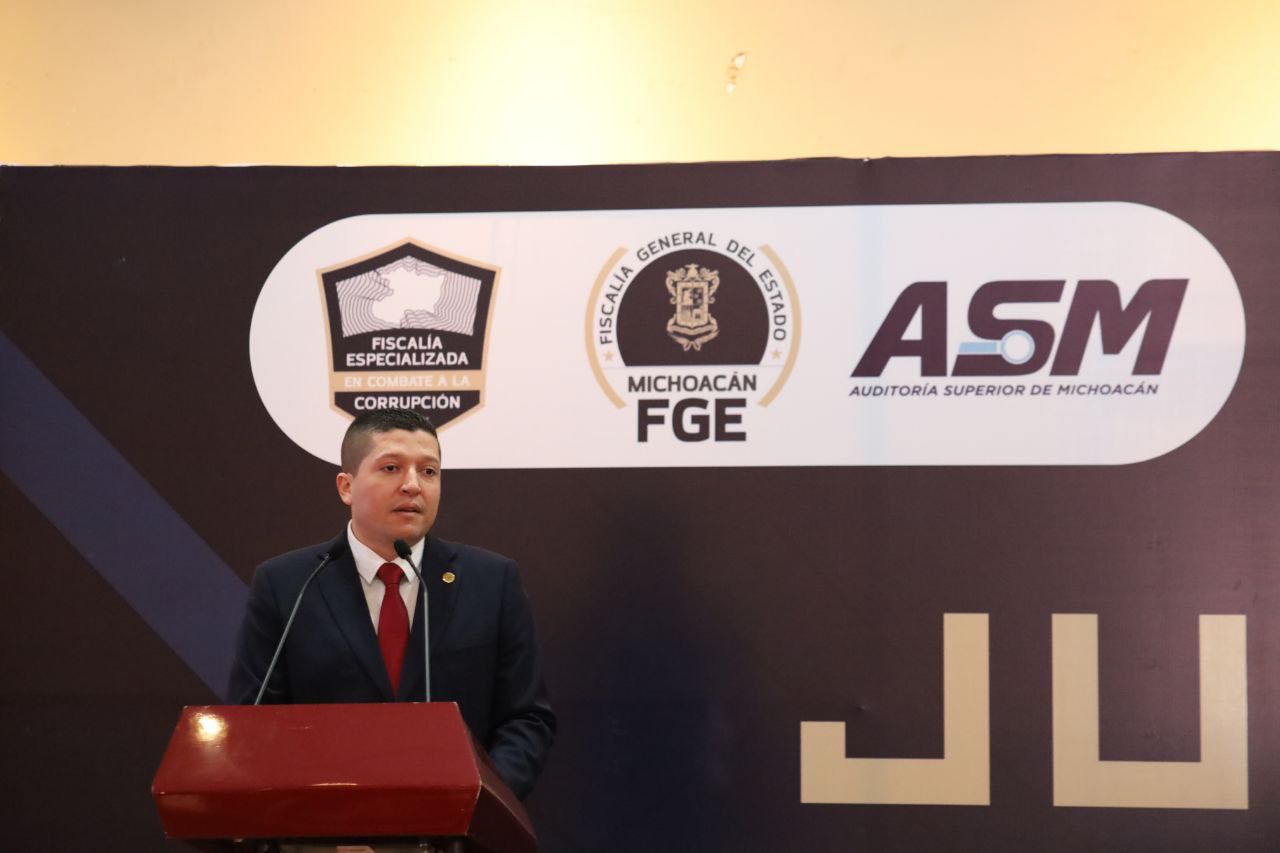 Con disposición de todos los sectores se combate la corrupción: Vicente Gómez Núñez