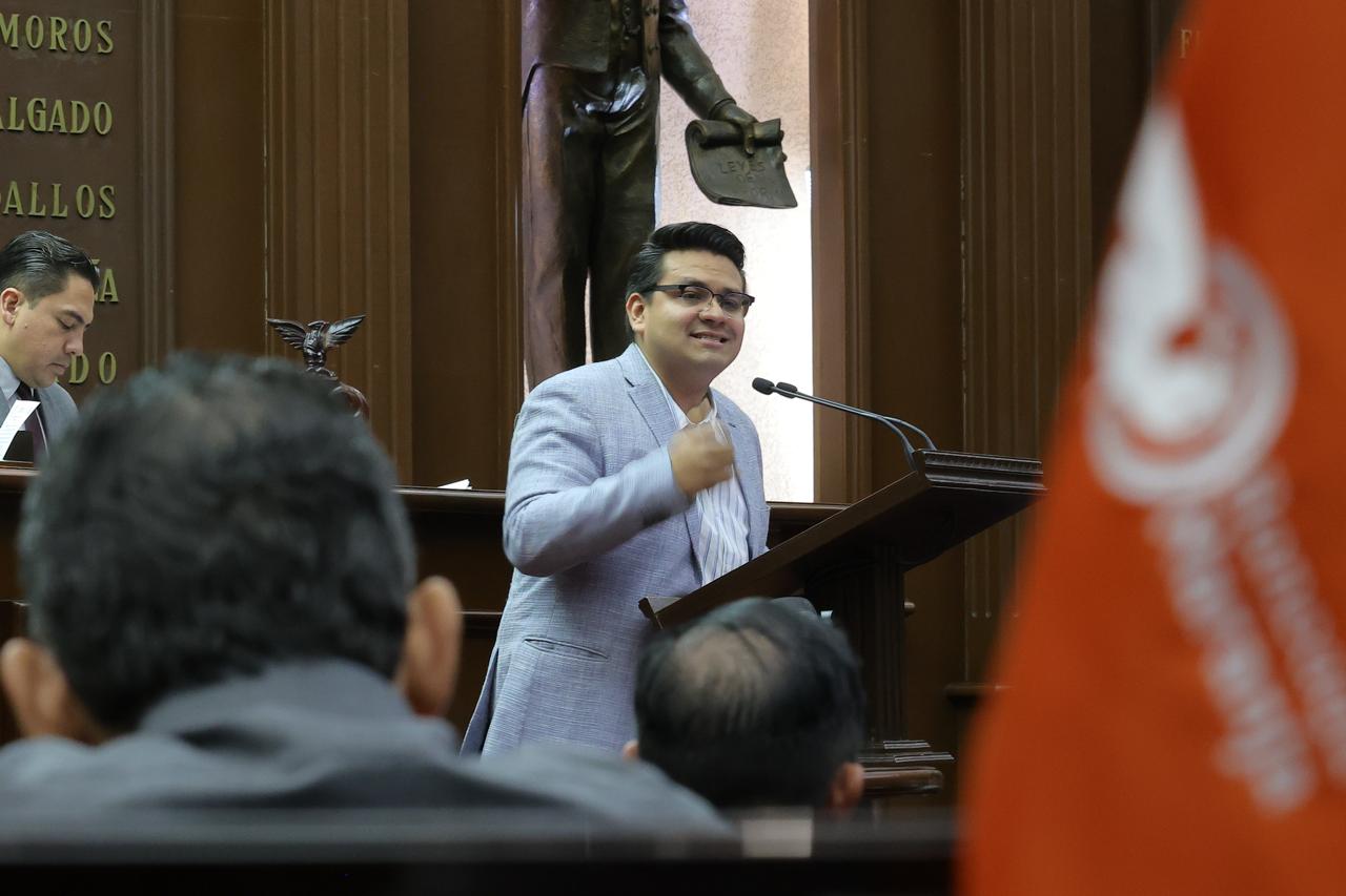 Toño Carreño propone reforma a la Ley Orgánica Municipal para fortalecer vigilancia financiera de los ayuntamientos