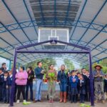 Inaugura Dayana Pérez nueva techumbre en la Primaria Benito Juárez de Iricuaro
